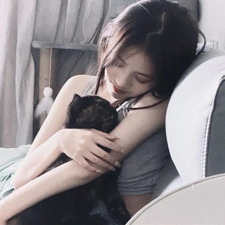 女人与英雄